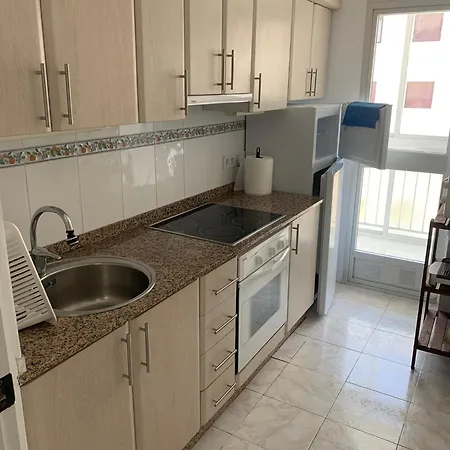 شقة Service Lazaro- Aguamarina 53 *